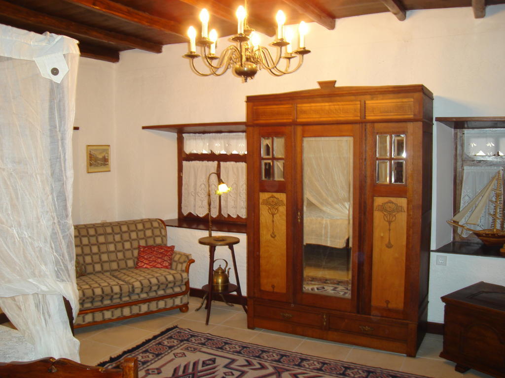 Katsaneiko Mansion Villa Afytos Room photo