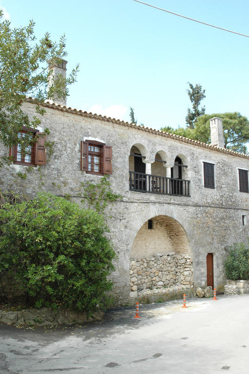Katsaneiko Mansion Villa Afytos Room photo