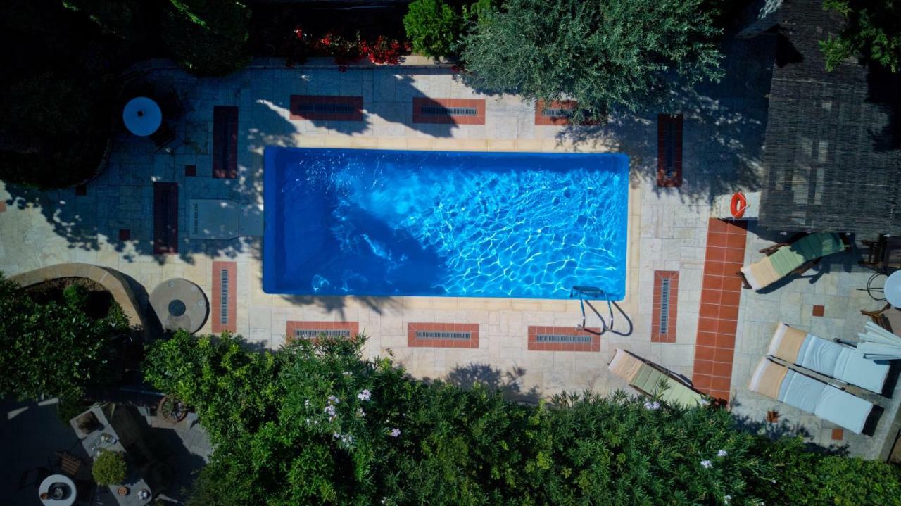 Katsaneiko Mansion Villa Afytos Exterior photo